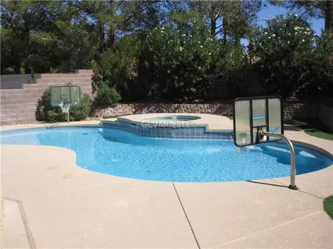 718 Rocky Trail Rd, Henderson, NV 89014 photo 2