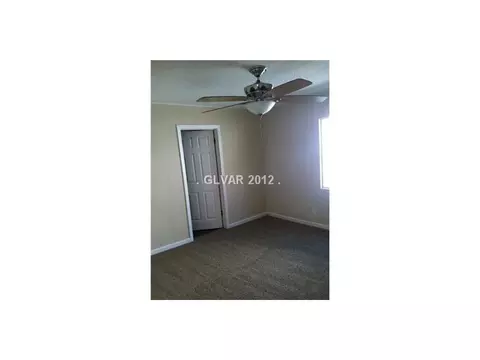 121 Beech St, Henderson, NV 89015 photo 4