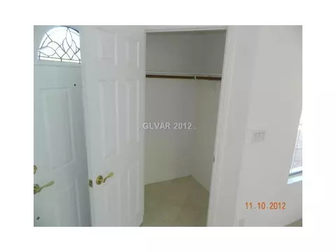 152 Cloudcrest Dr, Henderson, NV 89015 photo 4