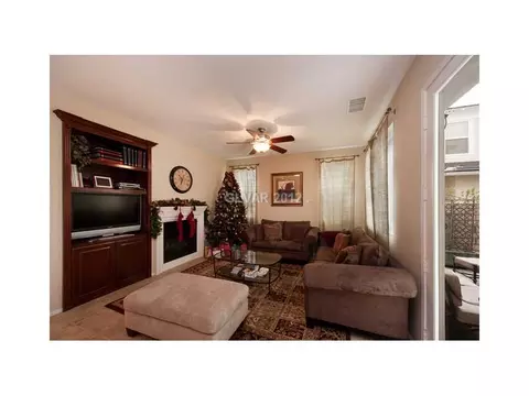 844 Atkins, Brea, CA 92821 photo 2