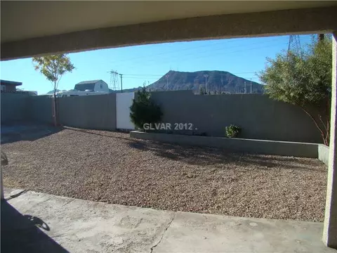 339 W Basic Rd, Henderson, NV 89015 photo 2