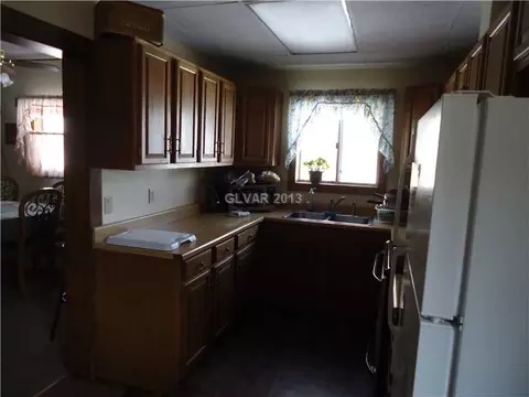 944 Ave H, Ely, NV 89301 photo 2
