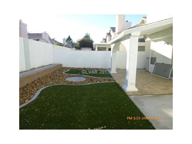  927 Prairie Grass Dr, Las Vegas, NV 89123 photo 2
