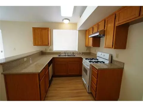 814 Bitterroot St, Henderson, NV 89002 photo 6
