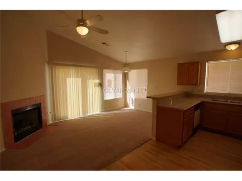 814 Bitterroot St, Henderson, NV 89002 photo 5