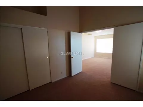 814 Bitterroot St, Henderson, NV 89002 photo 3