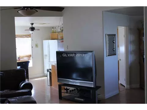 452 Wright Way, Henderson, NV 89015 photo 2