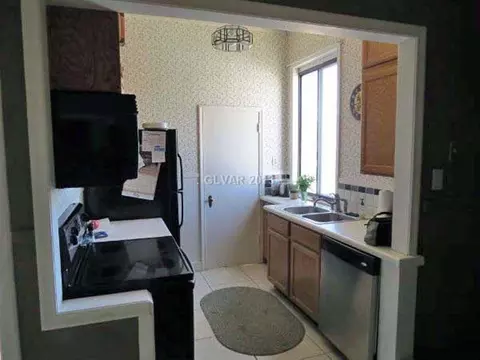 1100 Lyons, Ely, NV 89301 photo 10