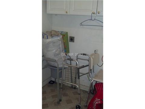327 W Basic Rd, Henderson, NV 89015 photo 14