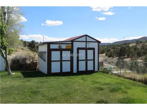 35 Carson Ct, Ely, NV 89301 photo 3