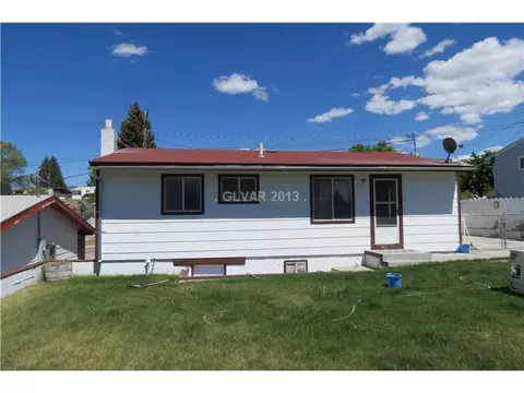 35 Carson Ct, Ely, NV 89301 photo 2