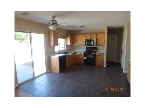 10093 Solid Lime St, Las Vegas, NV 89183 photo 5