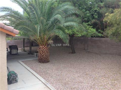 1685 Keepsake Ave, Henderson, NV 89014 photo 1