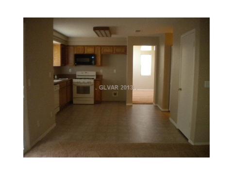 2142 Eaglecloud Dr, Henderson, NV 89074 photo 3
