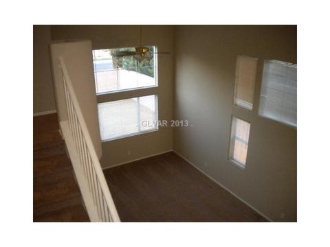 2142 Eaglecloud Dr, Henderson, NV 89074 photo 2