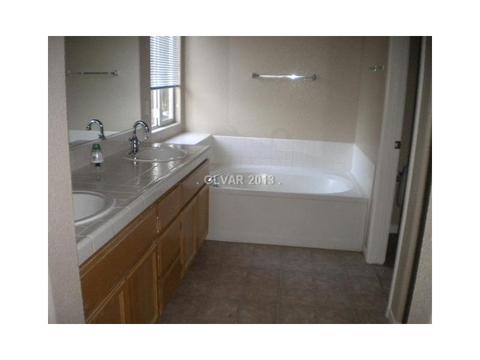 2142 Eaglecloud Dr, Henderson, NV 89074 photo 7