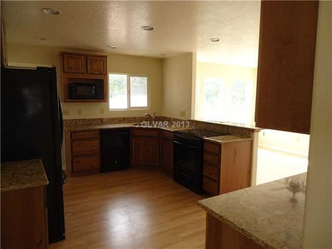 336 Ely, Ely, NV 89301 photo 2