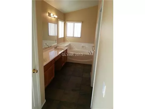 1069 Split Rail St, Henderson, NV 89011 photo 5