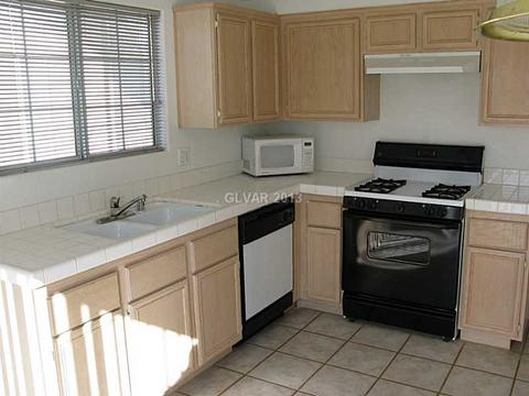 2374 Ramsgate Dr, Henderson, NV 89074 photo 2