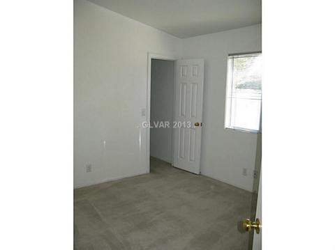 2374 Ramsgate Dr, Henderson, NV 89074 photo 9