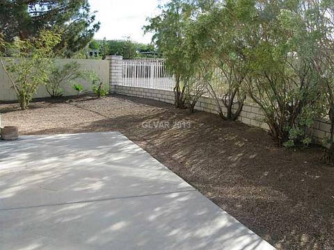 2374 Ramsgate Dr, Henderson, NV 89074 photo 12