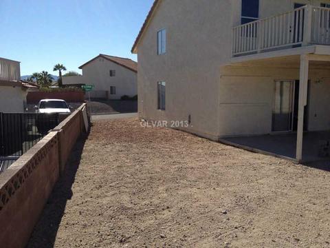 1672 Esteban Ave, Laughlin, NV 89029 photo 4