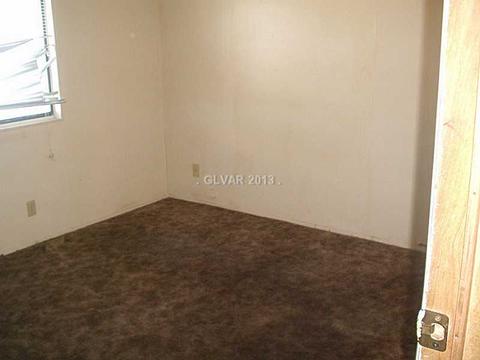 3283 Calanda St, Laughlin, NV 89029 photo 4