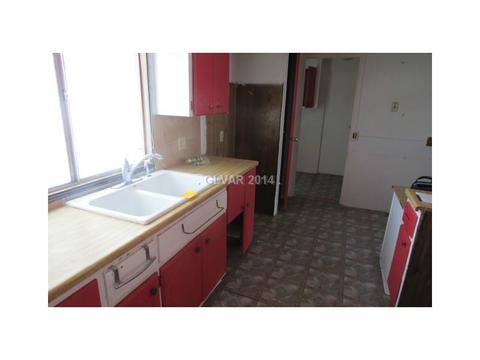 929 Park, Ely, NV 89301 photo 11