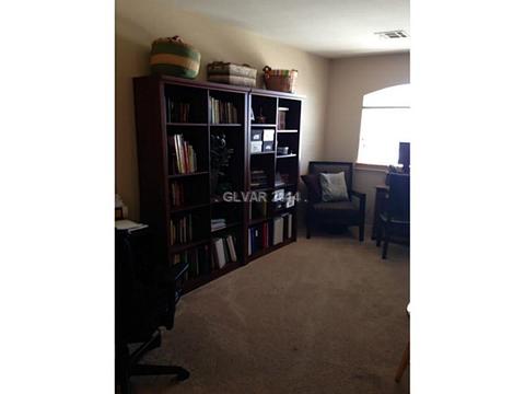 722 Booted Eagle St, Henderson, NV 89015 photo 9