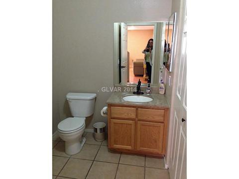722 Booted Eagle St, Henderson, NV 89015 photo 17