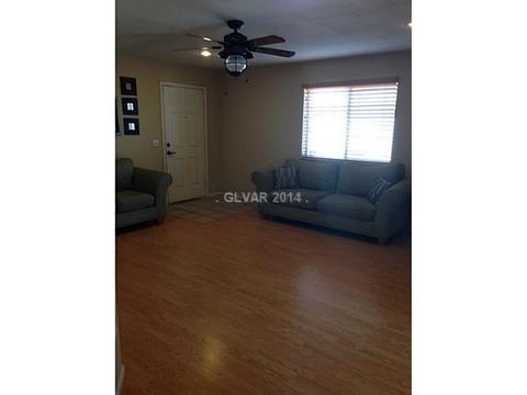 722 Booted Eagle St, Henderson, NV 89015 photo 5