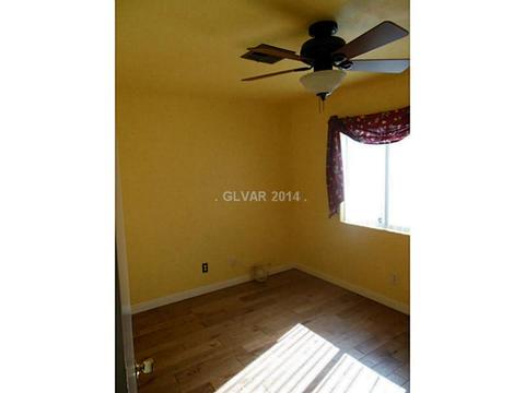 601 Grape Dr, Henderson, NV 89015 photo 4