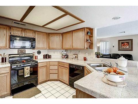1834 Ruby Ln, Henderson, NV 89014 photo 4