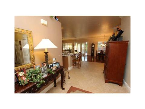 696 Vortex Ave, Henderson, NV 89002 photo 4