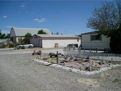 621 Eagle Ave, Sandy Valley, NV 89019 photo 6