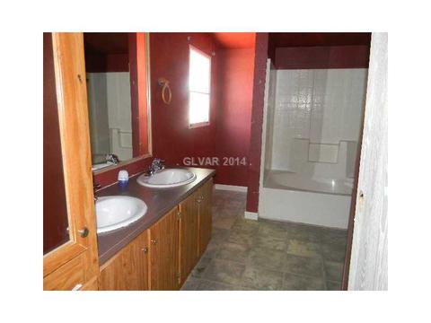 4100 E Comanche Dr, Pahrump, NV 89041 photo 4