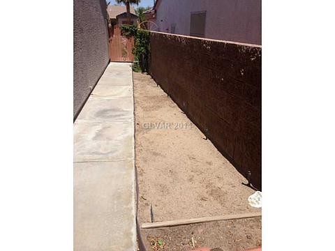 2129 Eagle Watch Dr, Henderson, NV 89012 photo 12