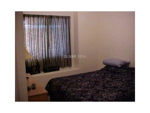 910 Dodee Ct, Henderson, NV 89015 photo 18