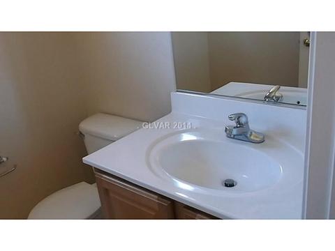 1555 Broken Bell Ln, Henderson, NV 89002 photo 3