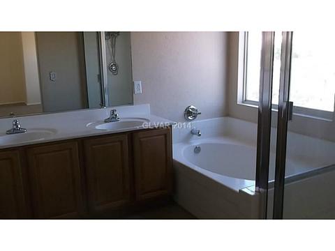 1555 Broken Bell Ln, Henderson, NV 89002 photo 6