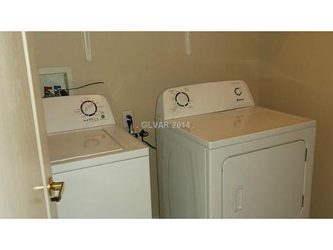 1555 Broken Bell Ln, Henderson, NV 89002 photo 5