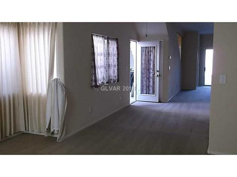 1555 Broken Bell Ln, Henderson, NV 89002 photo 11