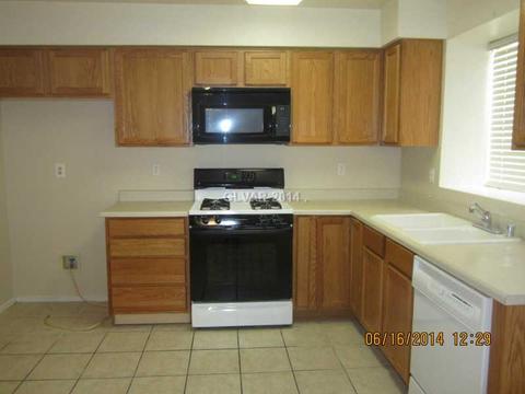 818 Bitterroot St, Henderson, NV 89002 photo 13