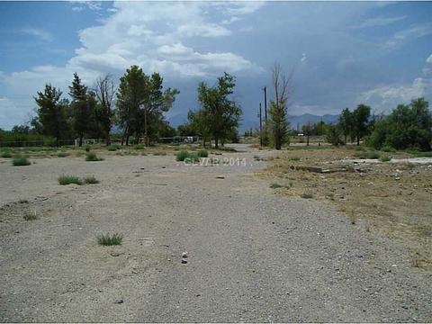 820 E Quartz, Sandy Valley, NV 89019 photo 3