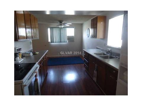 790 Park, Ely, NV 89301 photo 3