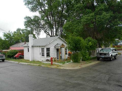 875 Mill, Ely, NV 89301 photo 2