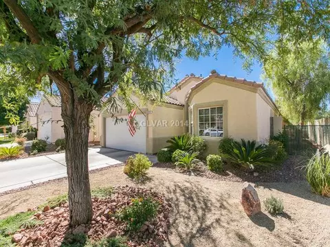 1237 Emerald Crest St, Henderson, NV 89052 photo 2