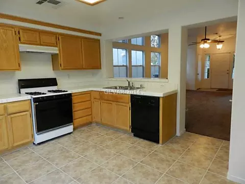 2179 Eaglecloud Dr, Henderson, NV 89074 photo 12