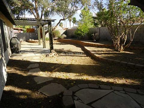 809 Cherry Dr, Henderson, NV 89002 photo 18