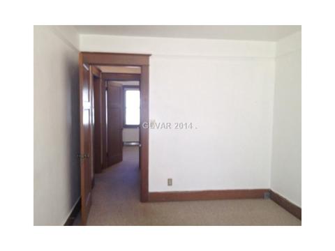 1010 Lyons, Ely, NV 89301 photo 5